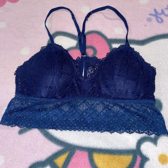 Two bralettes - Picture 3 of 5